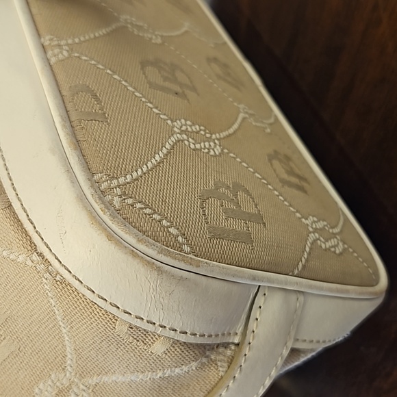 Dooney & Bourke Monogram Signature Drawstring Bucket Shoulder Bag White Leather - Picture 17 of 17